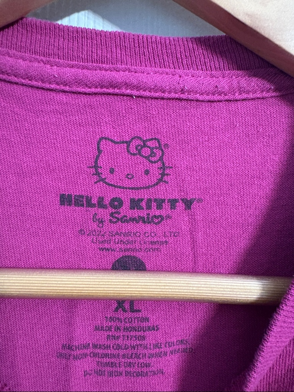 Hello Kitty Magenta Short Sleeve Tee with White Graphic - Picture 2 of 4